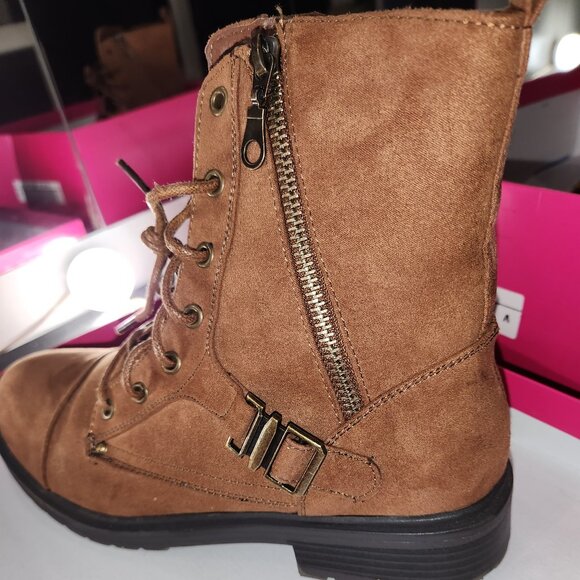 Comfy, Sport Vintage Booties - Picture 7 of 10